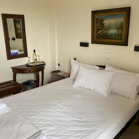 Vervekis Apartments Фіскардо Екстер'єр фото