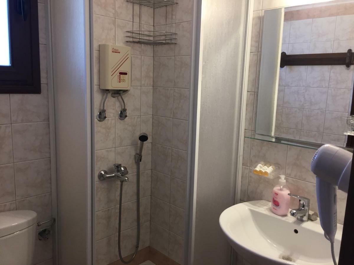 Vervekis Apartments Фіскардо Екстер'єр фото